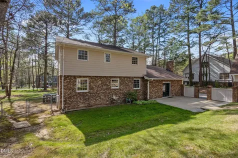 2421 Bonnie Brae Road Durham NC 27703