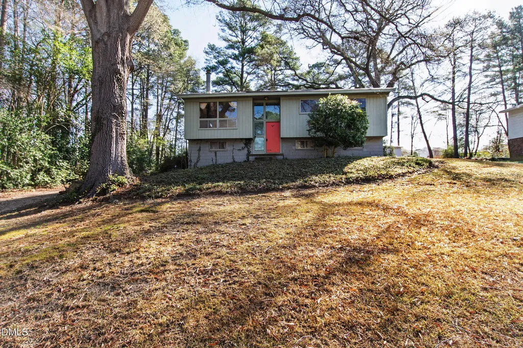 4332 Woodlawn Drive Raleigh NC 27616