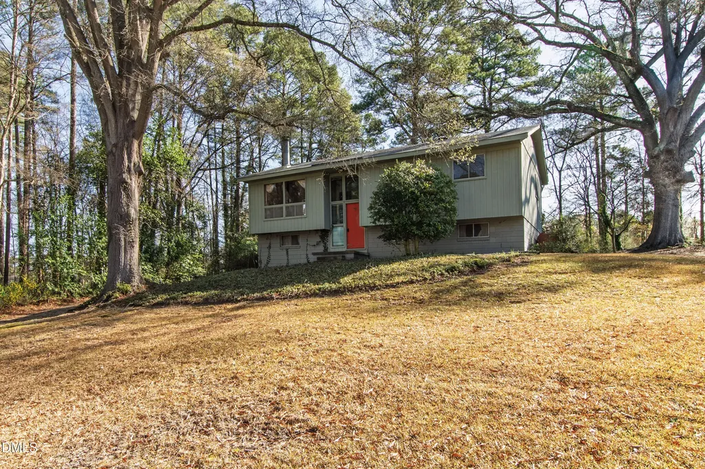 4332 Woodlawn Drive Raleigh NC 27616