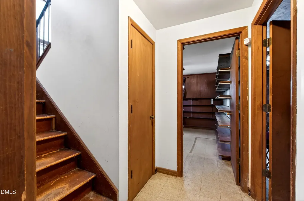 4332 Woodlawn Drive Raleigh NC 27616