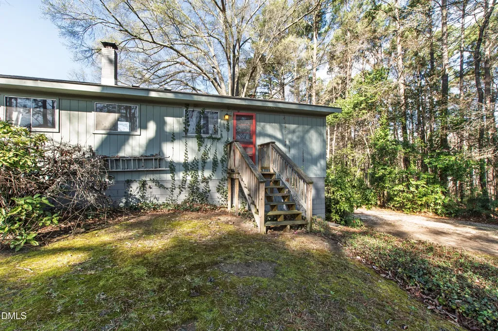4332 Woodlawn Drive Raleigh NC 27616