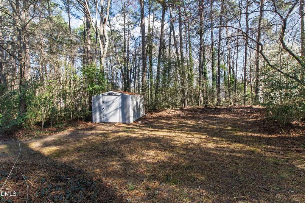 4332 Woodlawn Drive Raleigh NC 27616