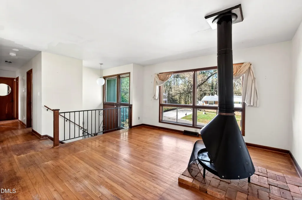 4332 Woodlawn Drive Raleigh NC 27616