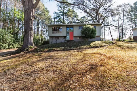 4332 Woodlawn Drive Raleigh NC 27616
