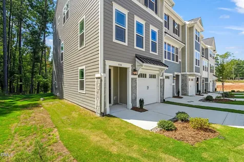 1114 Blackthorn Lane Durham NC 27703