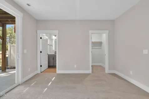 1114 Blackthorn Lane Durham NC 27703