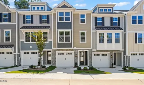 1110 Blackthorn Lane Durham NC 27703