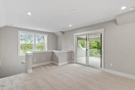 1113 Blackthorn Lane Durham NC 27703