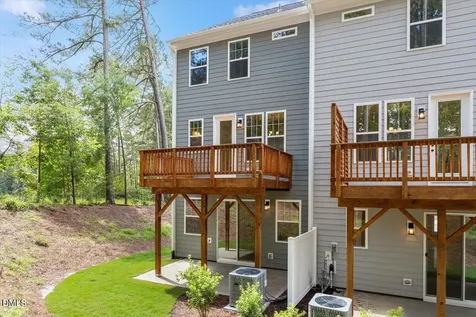 1113 Blackthorn Lane Durham NC 27703