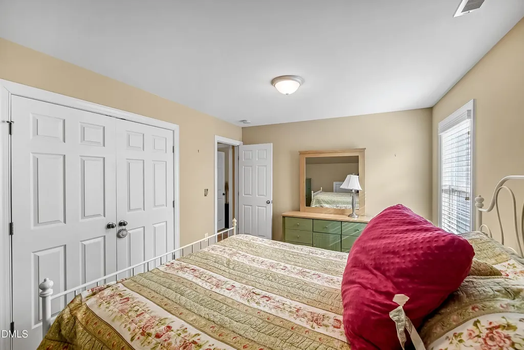 908 Sequoia Ridge Drive Fuquay Varina NC 27526