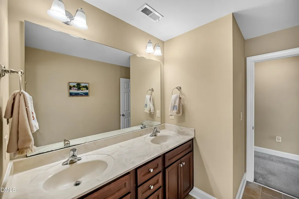 908 Sequoia Ridge Drive Fuquay Varina NC 27526