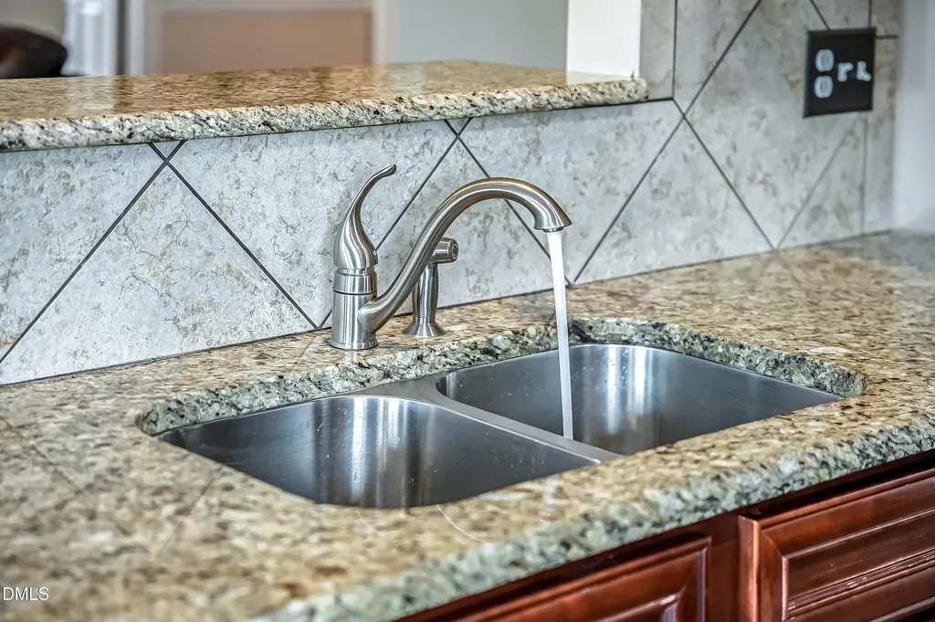 908 Sequoia Ridge Drive Fuquay Varina NC 27526