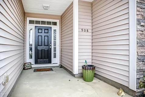 908 Sequoia Ridge Drive Fuquay Varina NC 27526