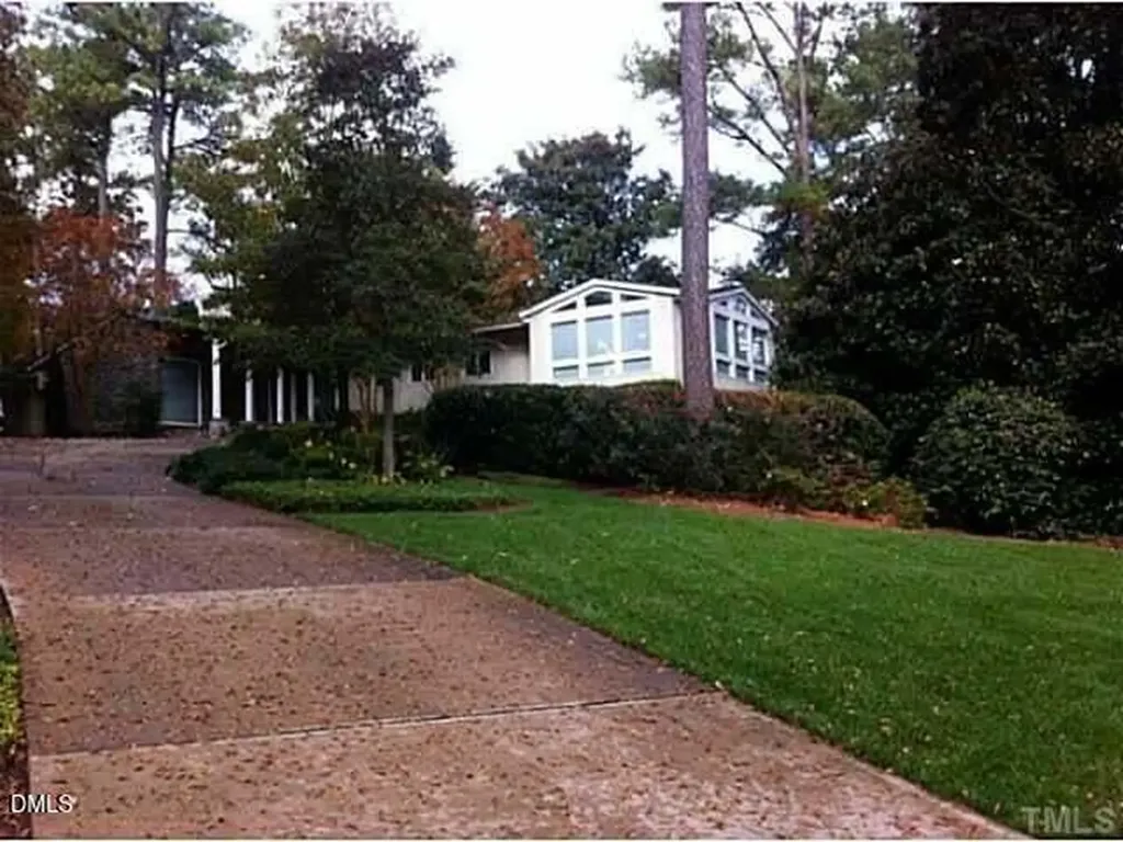 2751 Toxey Drive Raleigh NC 27609