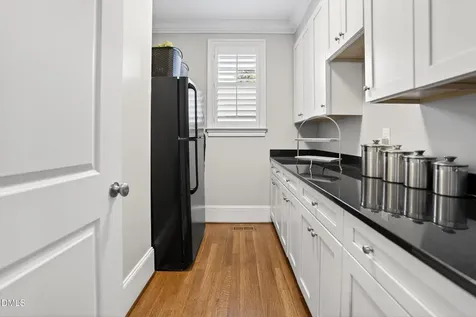2006 Dalton Road Greensboro NC 27408