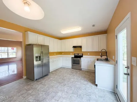3712 Mayfair Mill Drive Raleigh NC 27616