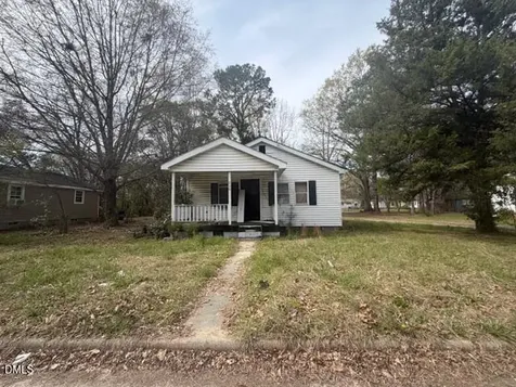 926 Blount Street Smithfield NC 27577