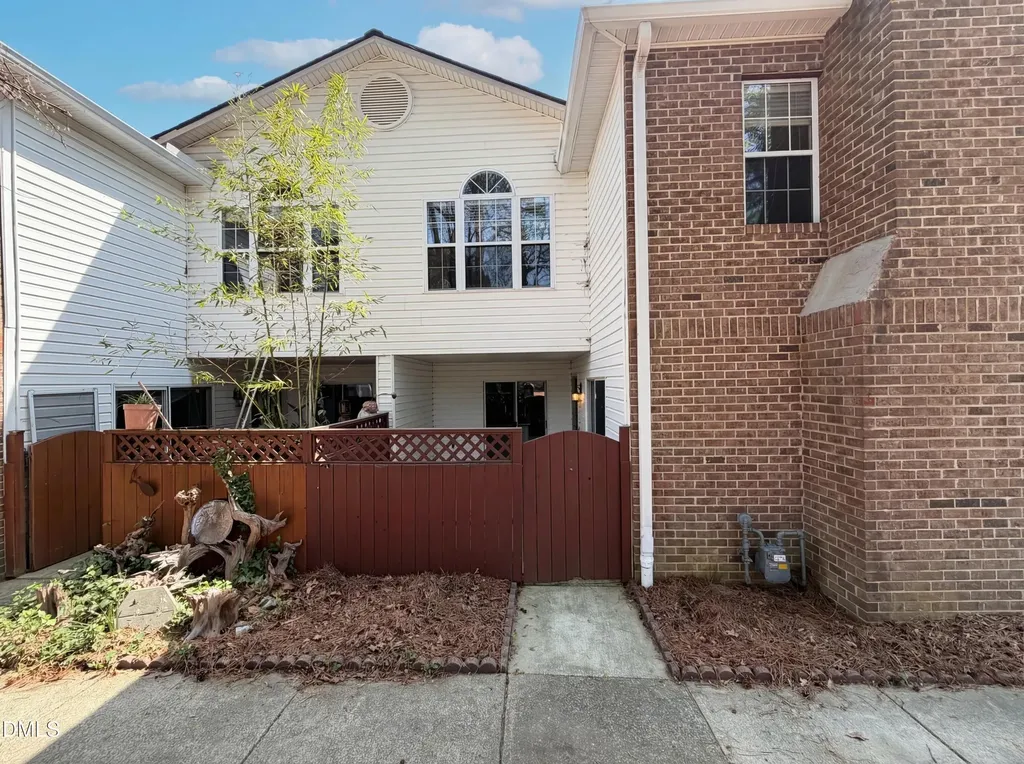320 Summerwalk Circle Chapel Hill NC 27517
