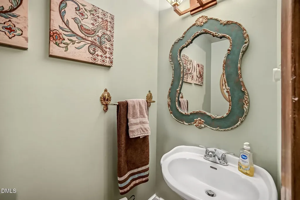 309 W Divine Street Dunn NC 28334