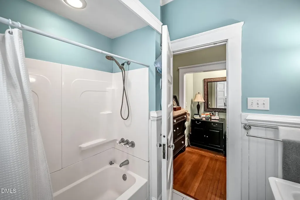 309 W Divine Street Dunn NC 28334