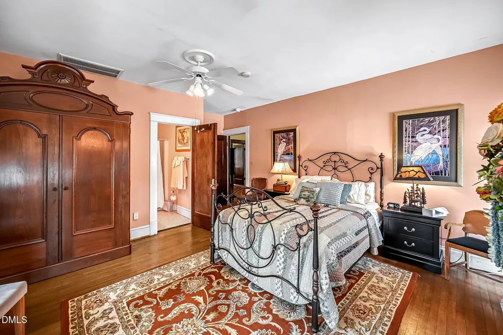 309 W Divine Street Dunn NC 28334
