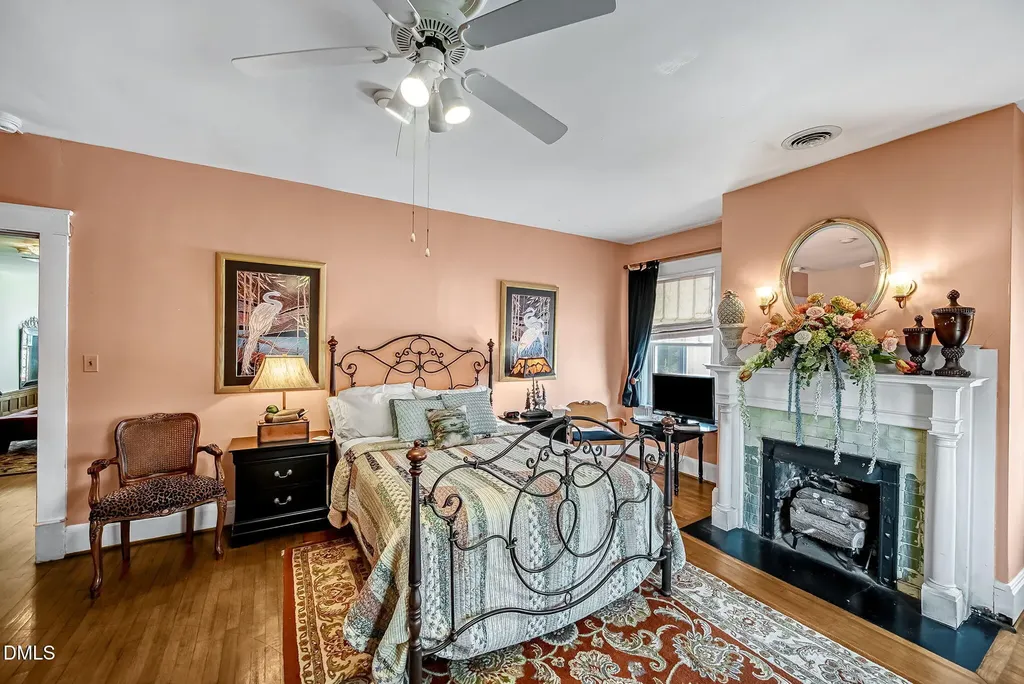 309 W Divine Street Dunn NC 28334