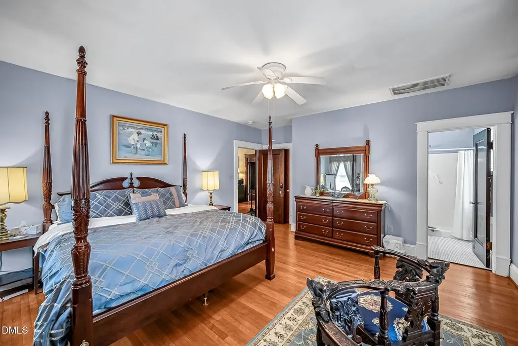 309 W Divine Street Dunn NC 28334
