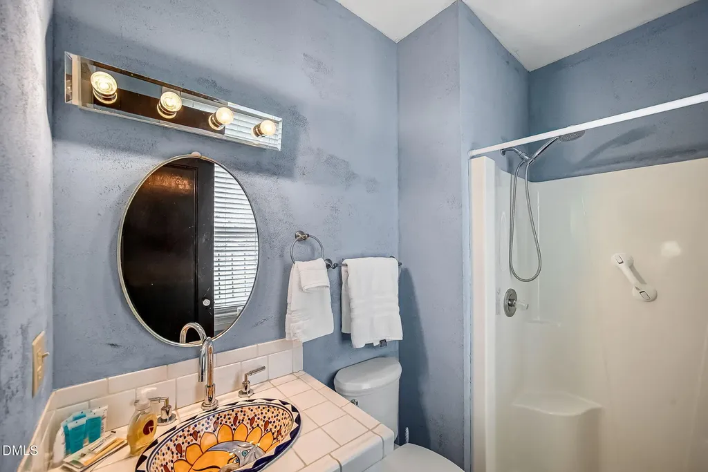 309 W Divine Street Dunn NC 28334