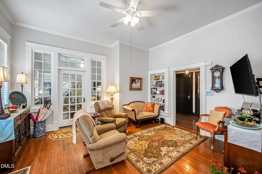 309 W Divine Street Dunn NC 28334