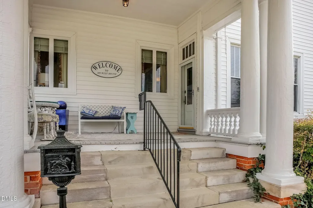 309 W Divine Street Dunn NC 28334