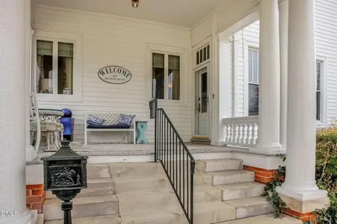 309 W Divine Street Dunn NC 28334
