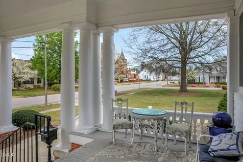 309 W Divine Street Dunn NC 28334