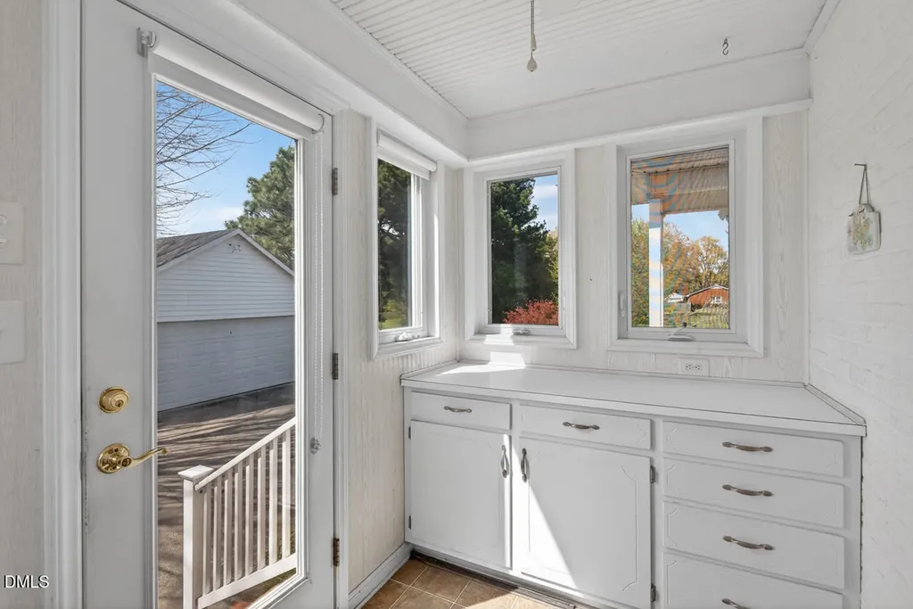 720 Roxboro Street Haw River NC 27258