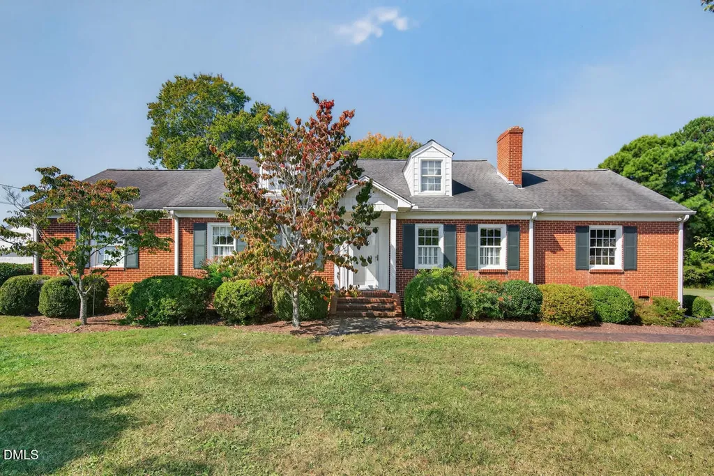 720 Roxboro Street Haw River NC 27258