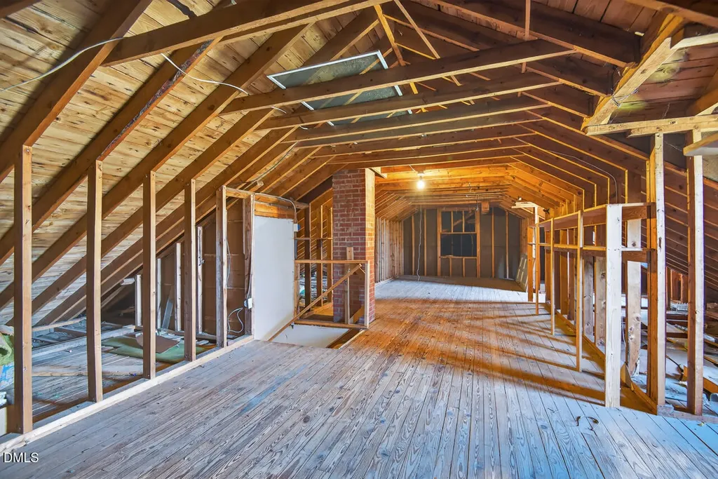 720 Roxboro Street Haw River NC 27258