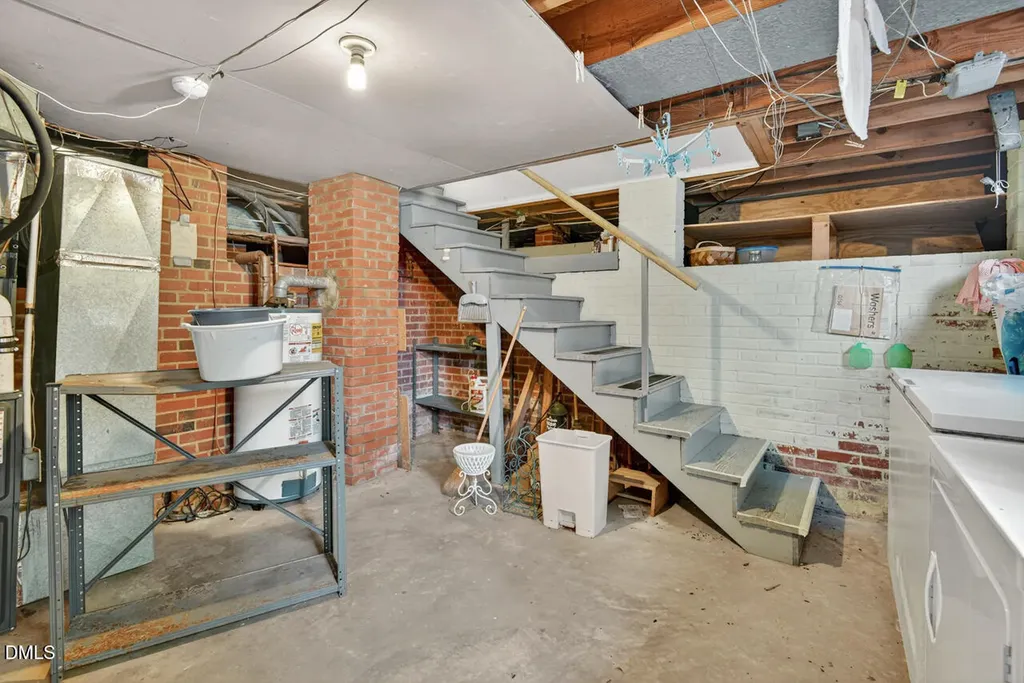 720 Roxboro Street Haw River NC 27258