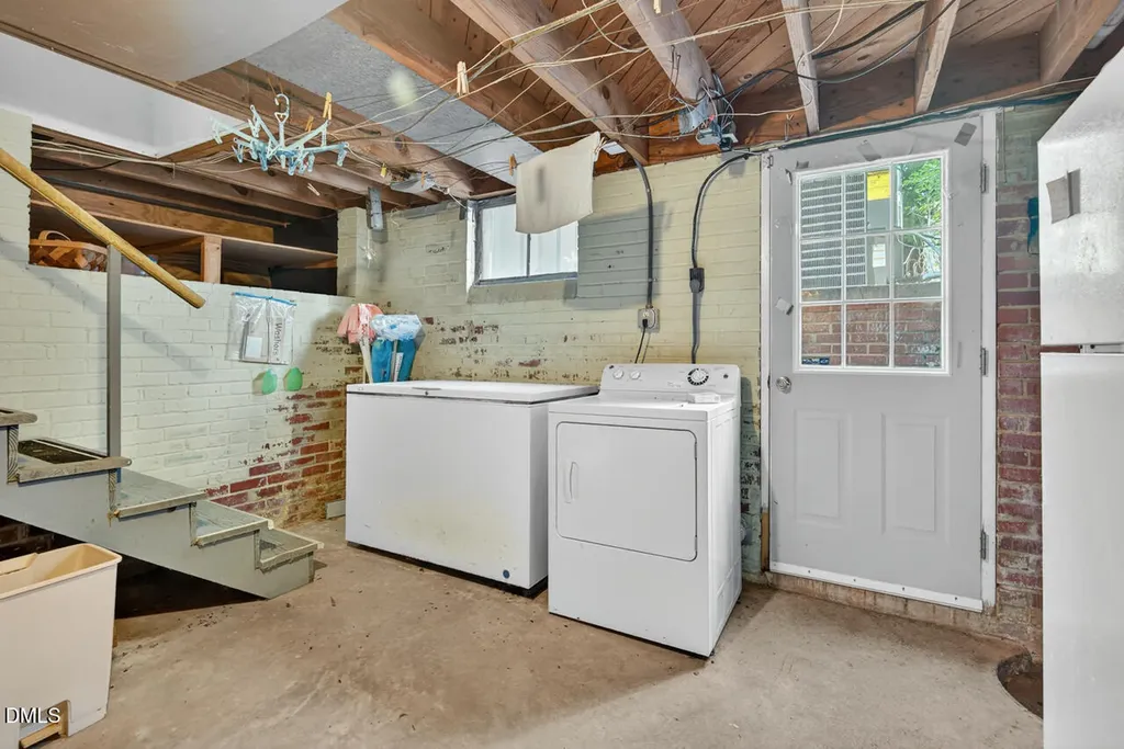 720 Roxboro Street Haw River NC 27258