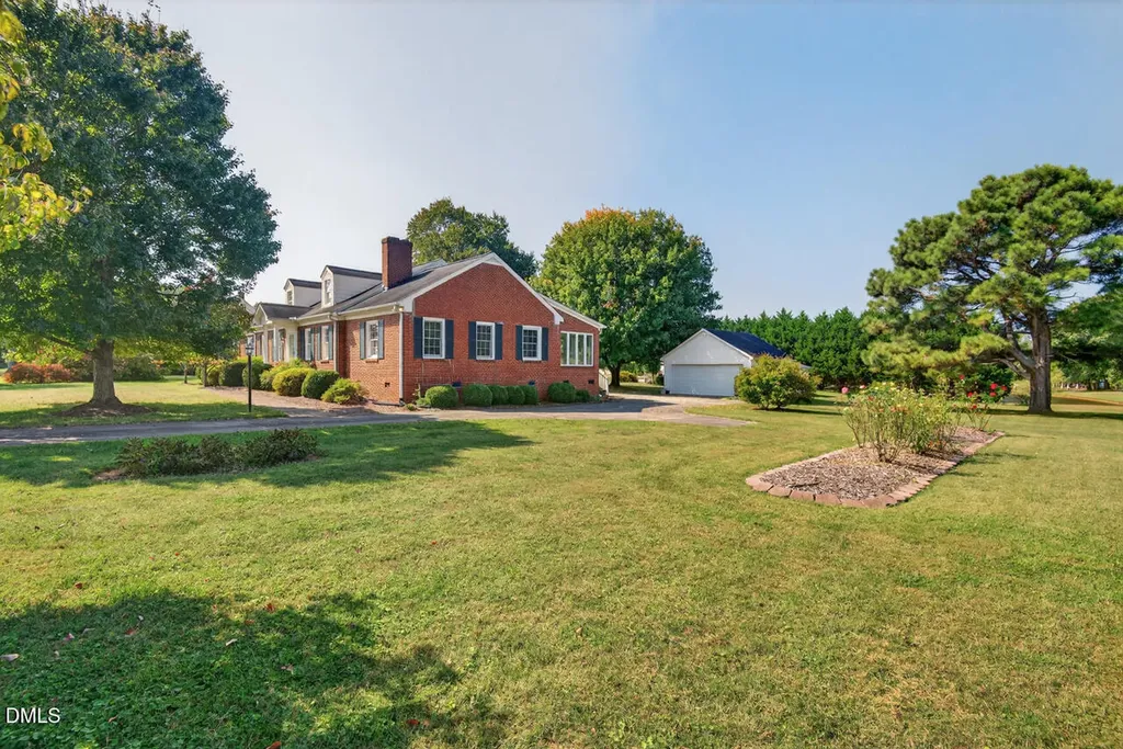 720 Roxboro Street Haw River NC 27258