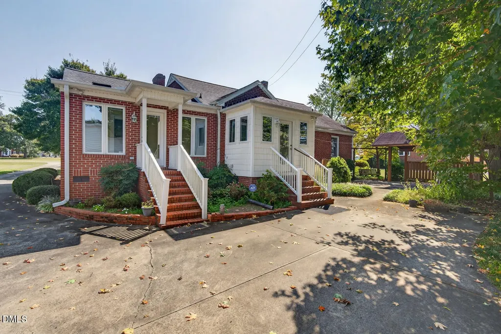 720 Roxboro Street Haw River NC 27258