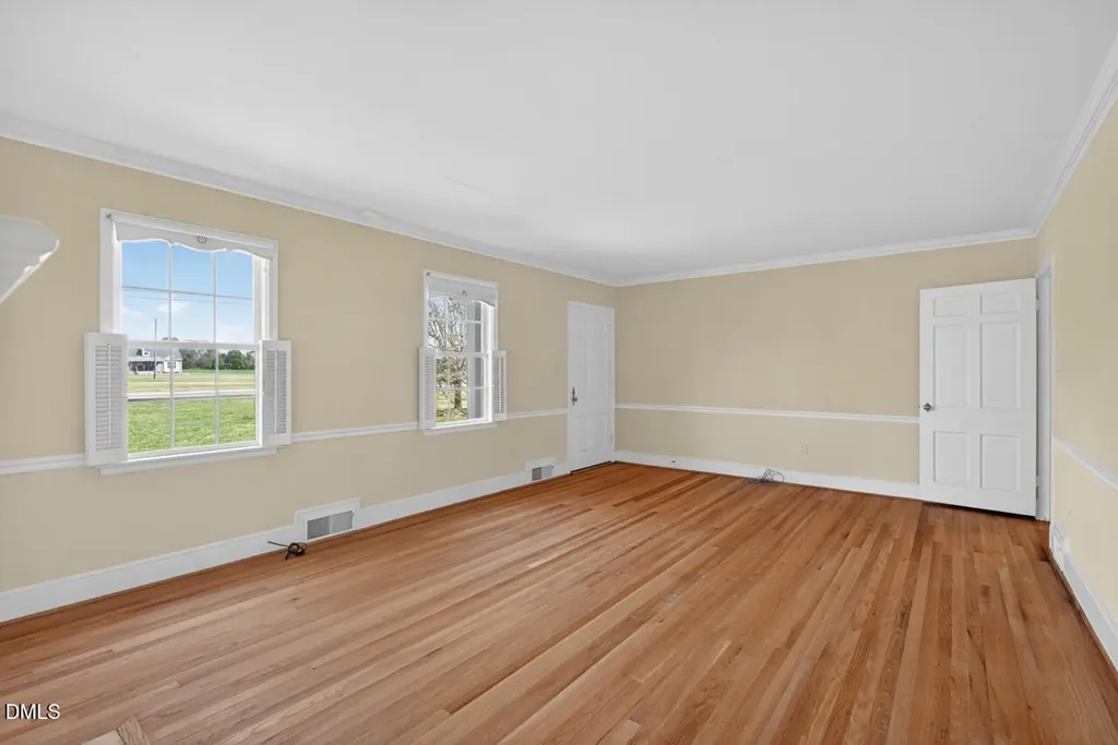 720 Roxboro Street Haw River NC 27258