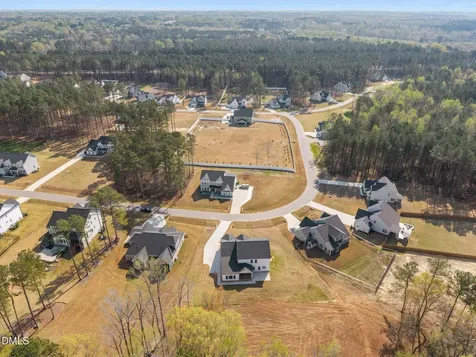 188 Flight Pattern Way Garner NC 27529