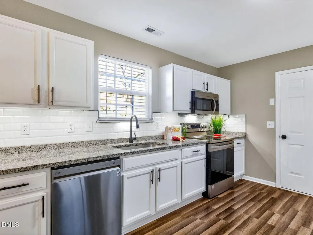 1773 Whitbrook Court Fuquay Varina NC 27526
