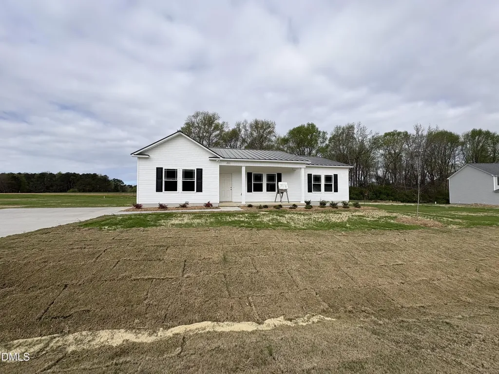 253 Jacobs Ridge Drive Four Oaks NC 27524