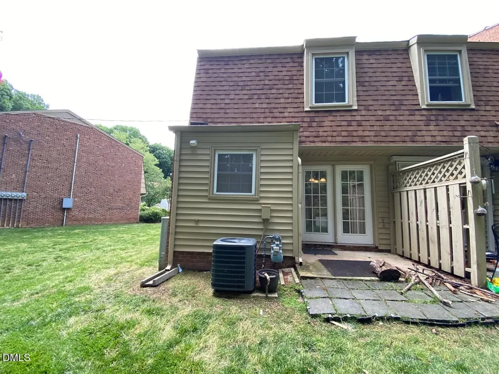 4706 Blue Bird Court Raleigh NC 27606