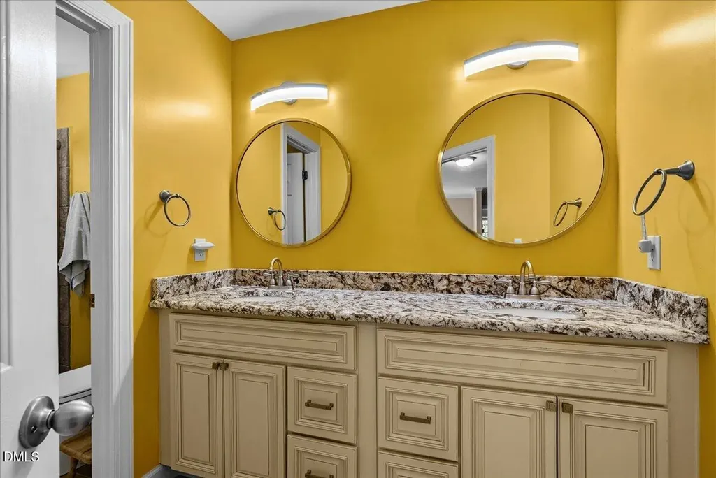 2509 Barton Ridge Court Raleigh NC 27613