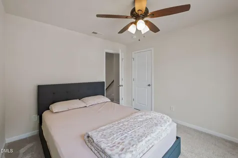 1009 Everglades Way Durham NC 27713