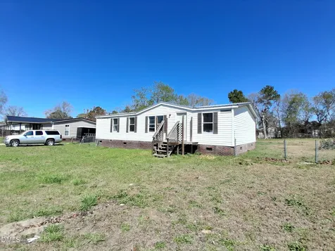 4725 Desert Ridge Road Parkton NC 28371