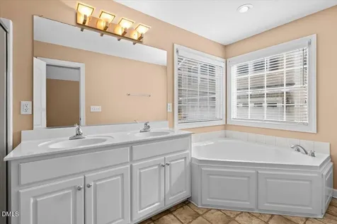 4528 Springbrook Drive Burlington NC 27215