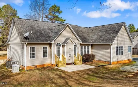4528 Springbrook Drive Burlington NC 27215