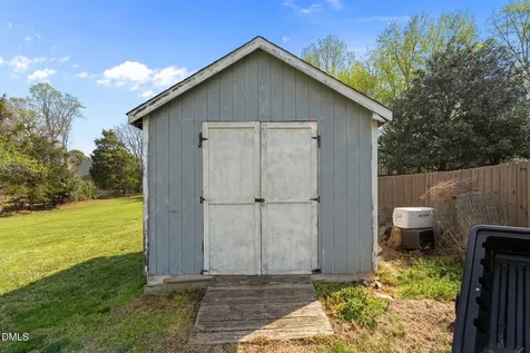 3004 Cedar Crest Court Graham NC 27253